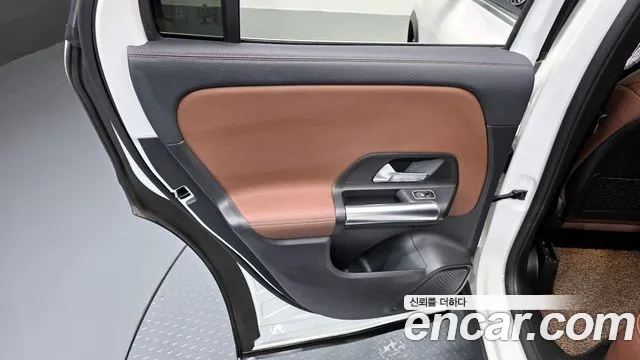 Mercedes-Benz GLA-Class 2020 — фото 15
