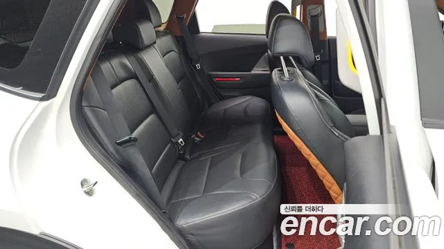 Kia Niro 2023 — фото 11