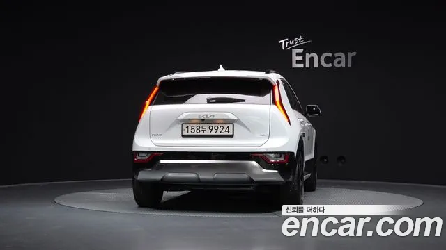 Kia Niro 2022 — фото 3