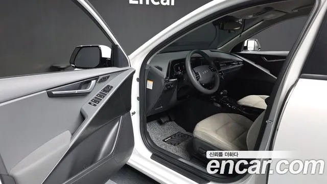Kia Niro 2022 — фото 12