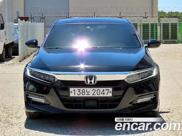 Honda Accord 2019 — фото 1