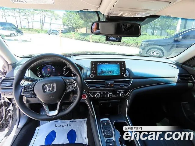 Honda Accord 2019 — фото 7