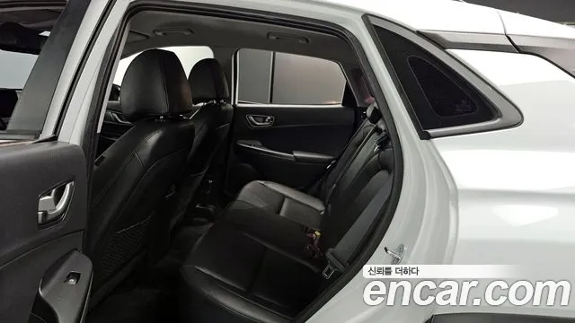 Hyundai Kona 2020 — фото 12