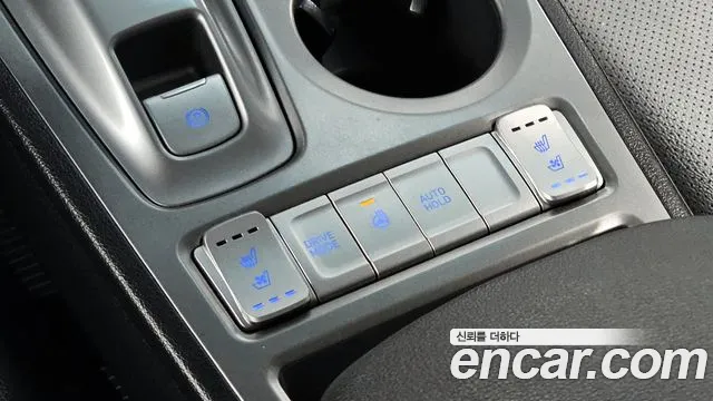 Hyundai Kona 2020 — фото 18