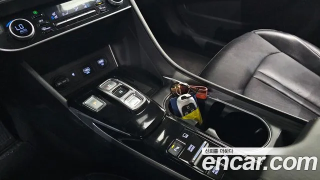 Hyundai Sonata 2022 — фото 12