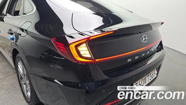 Hyundai Sonata 2022 — фото 9