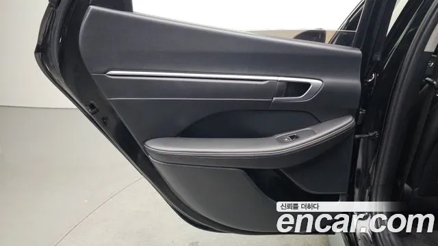 Hyundai Sonata 2022 — фото 15