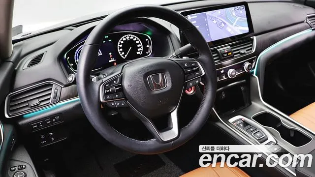 Honda Accord 2019 — фото 13
