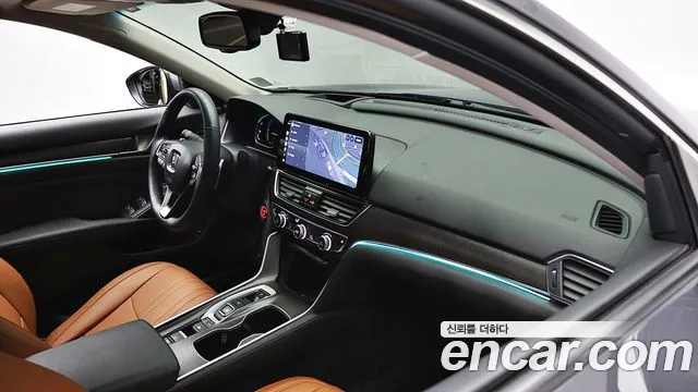 Honda Accord 2019 — фото 14