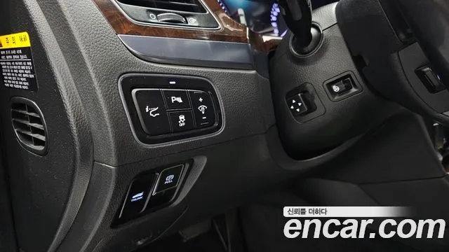 Hyundai Equus 2013 — фото 17