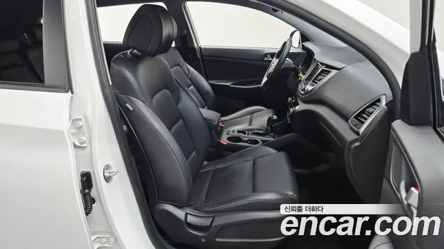 Hyundai Tucson 2018 — фото 18
