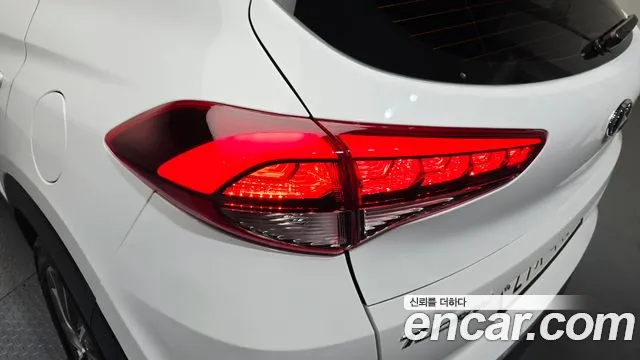 Hyundai Tucson 2018 — фото 9