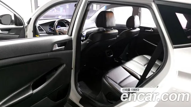 Hyundai Tucson 2016 — фото 11