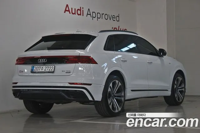 Audi Q8 2023 — фото 2