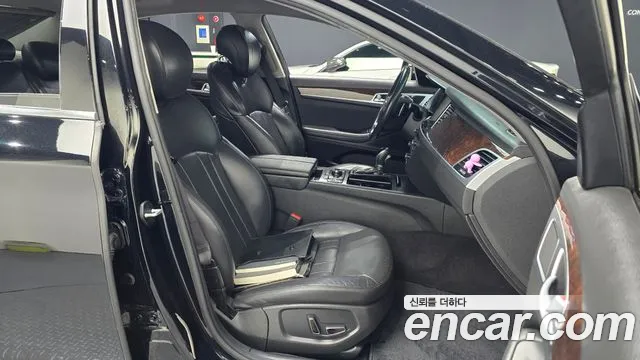 Hyundai Genesis 2016 — фото 10