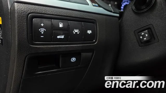 Hyundai Genesis 2016 — фото 14