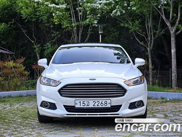 Ford Fusion 2014 — фото 2