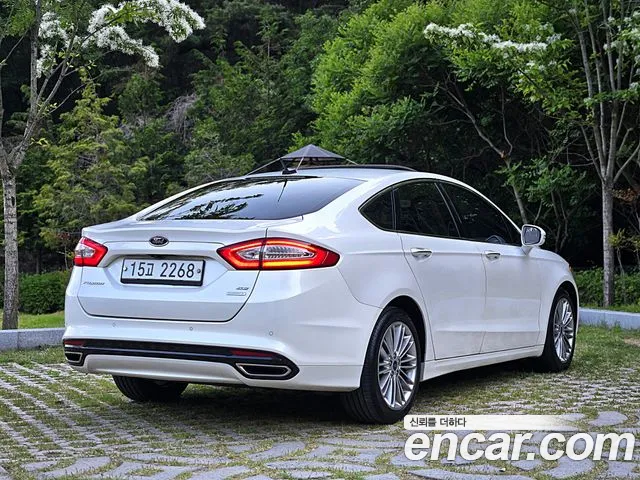 Ford Fusion 2014 — фото 5