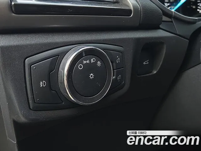 Ford Fusion 2014 — фото 17