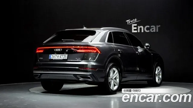 Audi Q8 2021 — фото 2