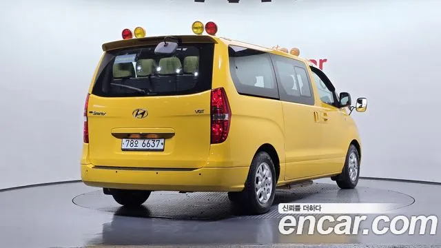 Hyundai Starex 2015 — фото 2