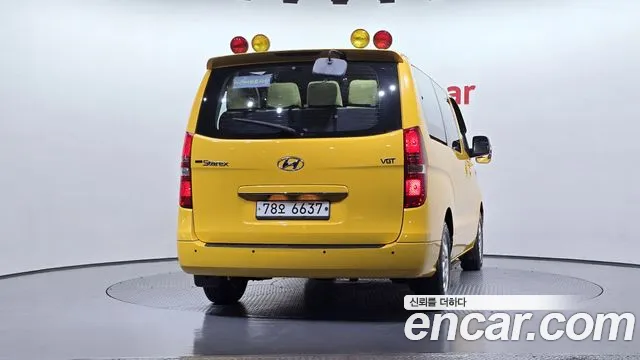 Hyundai Starex 2015 — фото 4
