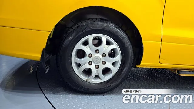 Hyundai Starex 2015 — фото 5