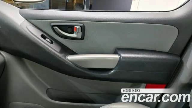 Hyundai Starex 2015 — фото 15