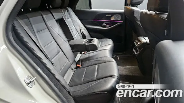 Mercedes-Benz GLE-Class 2021 — фото 18