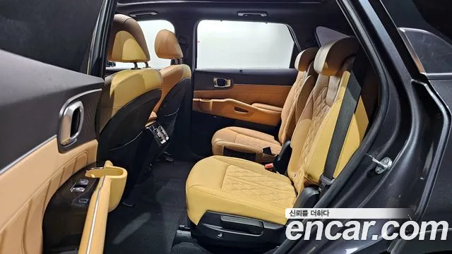 Kia Sorento 2022 — фото 17
