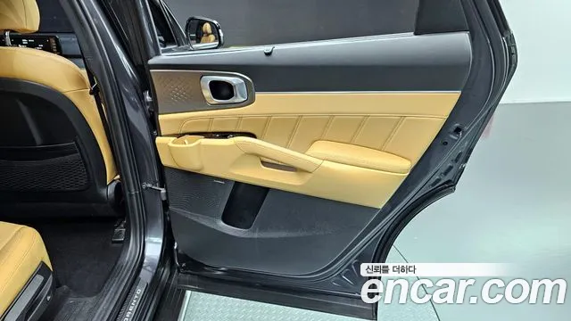 Kia Sorento 2022 — фото 15