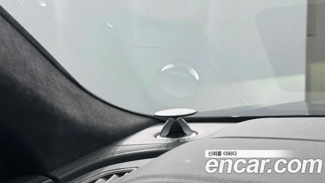 Audi RSQ8 2022 — фото 8