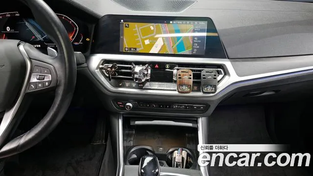 BMW 3-Series 2019 — фото 13