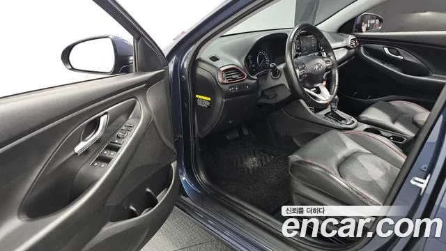 Hyundai i30 2018 — фото 17