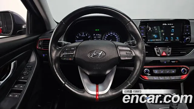 Hyundai i30 2018 — фото 19