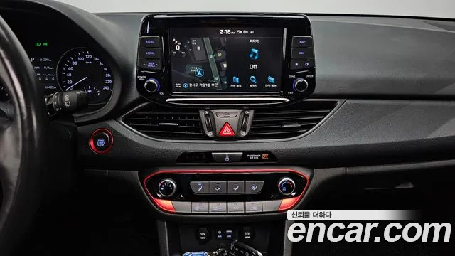 Hyundai i30 2018 — фото 20