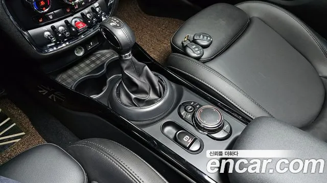 Mini Clubman 2019 — фото 12