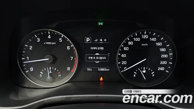 Hyundai AVANTE 2018 — фото 8