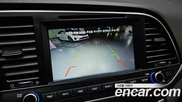 Hyundai AVANTE 2018 — фото 14
