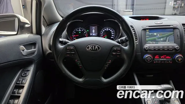 Kia K3 2015 — фото 19