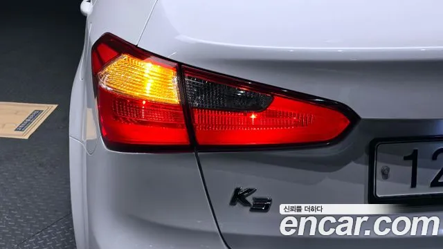 Kia K3 2015 — фото 8