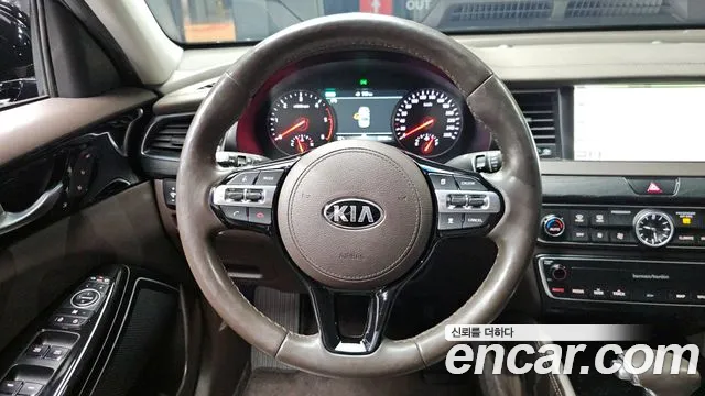 Kia K7 2017 — фото 19