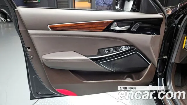 Kia K7 2017 — фото 14