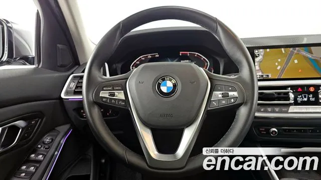 BMW 3-Series 2019 — фото 19