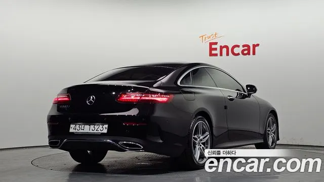 Mercedes-Benz E-Class 2017 — фото 2