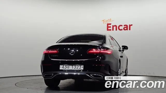 Mercedes-Benz E-Class 2017 — фото 4
