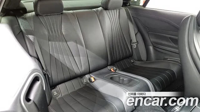Mercedes-Benz E-Class 2017 — фото 18