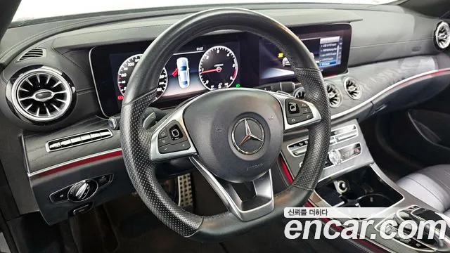Mercedes-Benz E-Class 2017 — фото 19