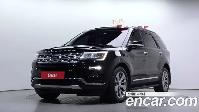Ford Explorer 2018 — фото 1