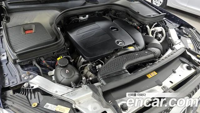 Mercedes-Benz GLC-Class 2022 — фото 6